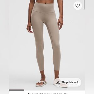 Alo Yoga High-Waist Airbrush Capri Leggings XS